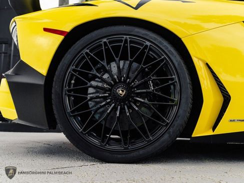 Used 2017 Lamborghini Aventador LP 750-4 Superveloce image 39