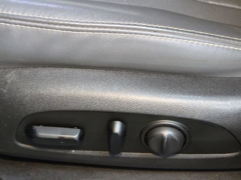 Used 2019 Buick Enclave Premium w/ Experience Buick Package AWD/4WD image 19