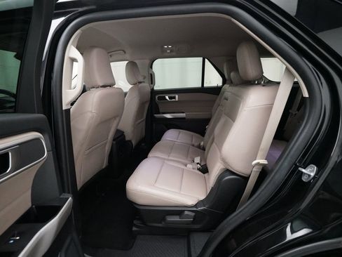 Used 2023 Ford Explorer XLT w/ Equipment Group 202A image 16