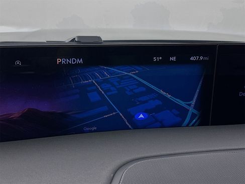 Used 2025 Lincoln Navigator Reserve image 13