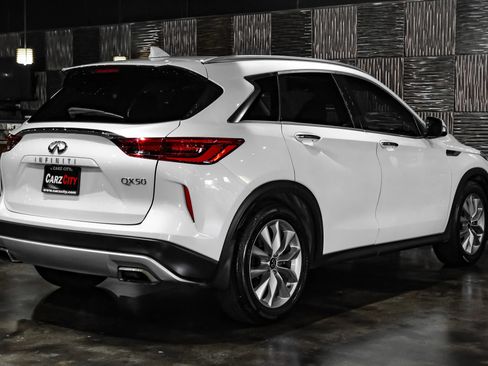 Used 2021 INFINITI QX50 Luxe FWD image 10