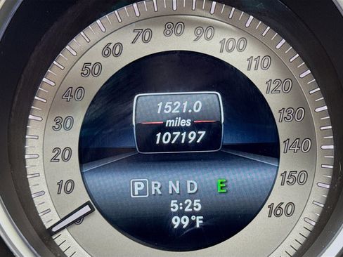 Used 2014 Mercedes-Benz C 250 Sport image 12