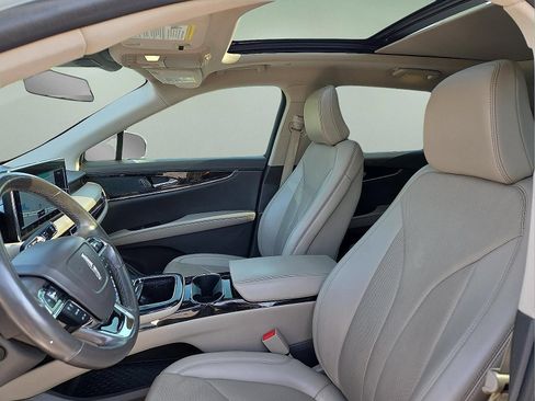 Used 2022 Lincoln Nautilus Reserve FWD image 12