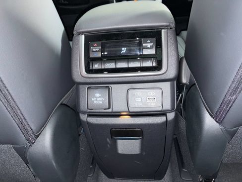 New 2026 Subaru Ascent Touring AWD/4WD image 27