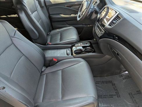 Used 2017 Honda Pilot Elite image 20