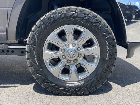 Used 2019 RAM 2500 Laramie AWD/4WD image 43