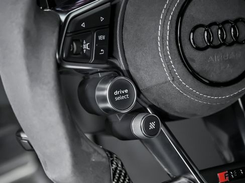 Used 2020 Audi R8 V10 image 28