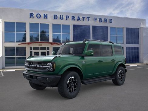 New 2025 Ford Bronco Outer Banks image 2