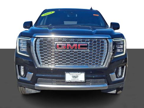 Used 2024 GMC Yukon Denali image 2