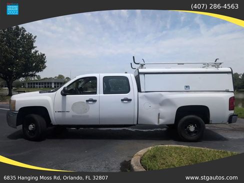 Used 2008 Chevrolet Silverado 2500 W/T RWD image 2