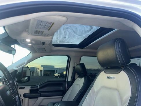 Used 2020 Ford F350 Limited image 33