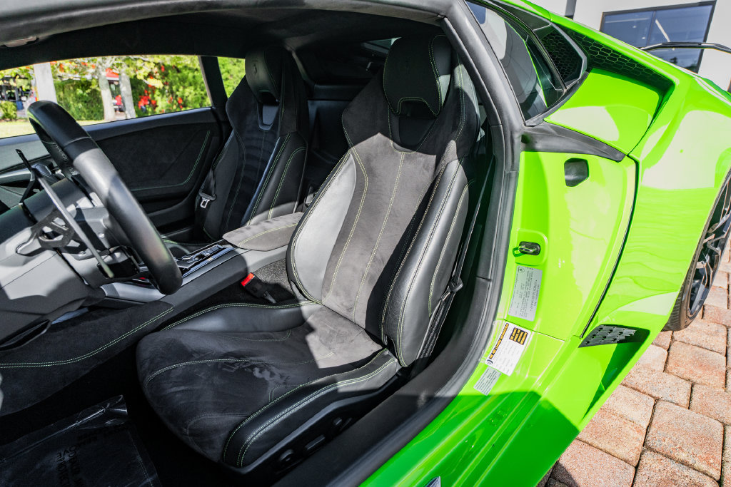 Used 2015 Lamborghini Huracan LP 610-4 AWD/4WD image 18