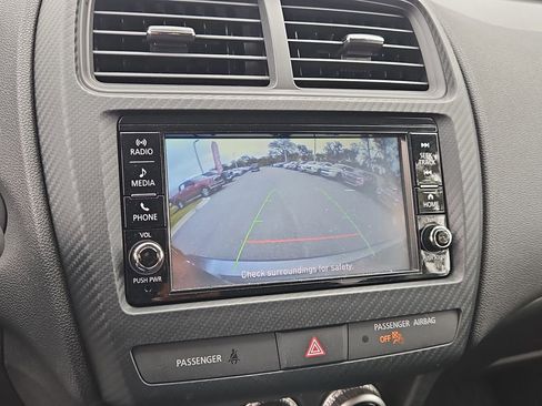 Used 2024 Mitsubishi Outlander Sport SE image 24