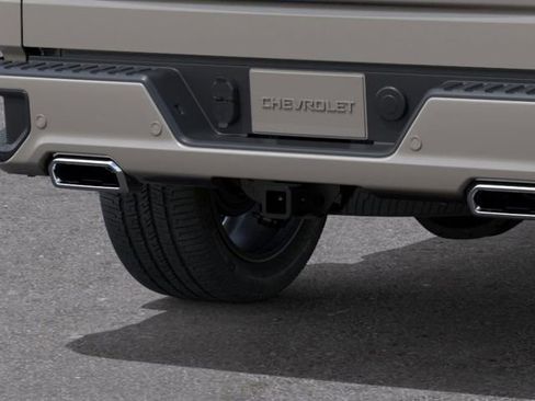 New 2026 Chevrolet Silverado 1500 High Country AWD/4WD image 14