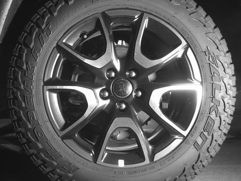 Used 2025 Jeep Compass Trailhawk AWD/4WD image 14