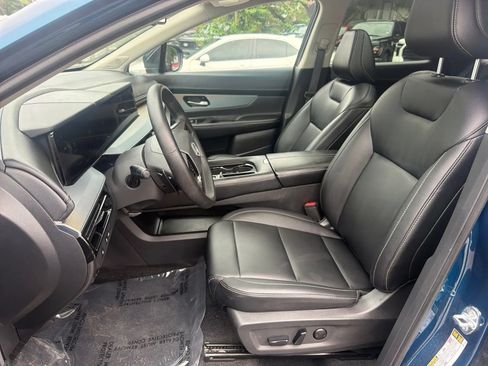 Used 2025 Nissan Murano SL w/ Cargo Package AWD/4WD image 10