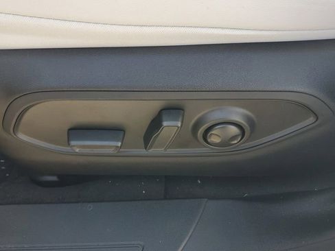 New 2026 Jeep Cherokee Overland image 24