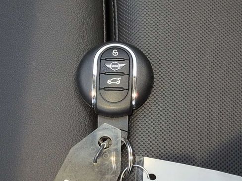 Certified 2024 MINI Cooper S FWD image 37