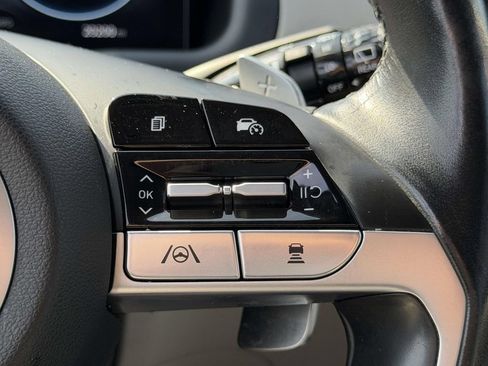 Certified 2023 Hyundai Tucson Limited AWD/4WD image 24
