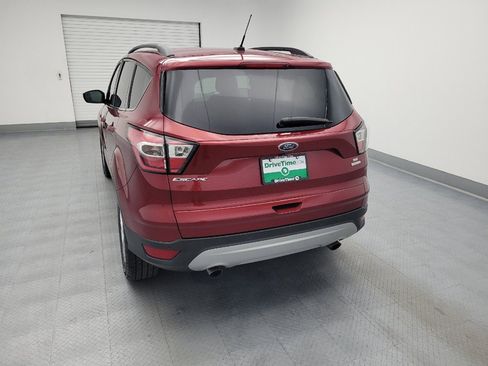 Used 2017 Ford Escape SE w/ Equipment Group 201A FWD image 6