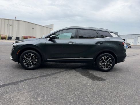 Used 2023 Kia Sportage EX AWD/4WD image 8