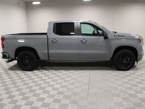 Used 2024 Chevrolet Silverado 1500 RST w/ Dark Appearance Package AWD/4WD image 12