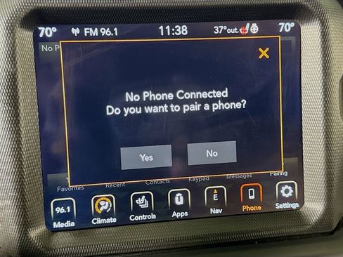 Used 2023 Jeep Wrangler Unlimited w/ Sun & Screen Package image 32