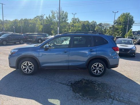 Used 2020 Subaru Forester Premium AWD/4WD image 8