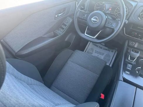 Used 2023 Nissan Rogue SV image 21