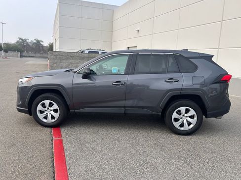 Used 2024 Toyota RAV4 LE image 8