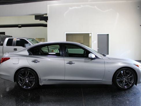 Used 2015 INFINITI Q50 Premium w/ Navigation Package RWD image 2