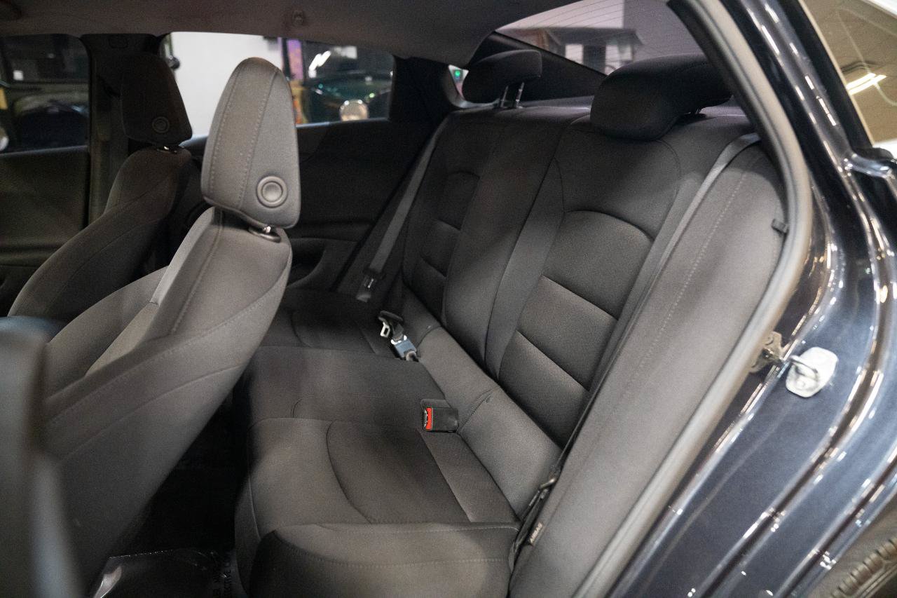 Used 2022 Chevrolet Malibu LS FWD image 19