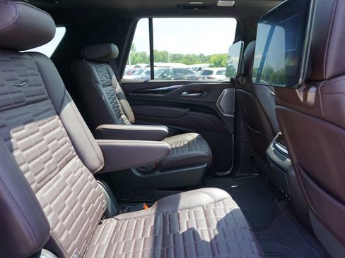 Used 2023 Cadillac Escalade V w/ LPO, Floor Liner Package image 63