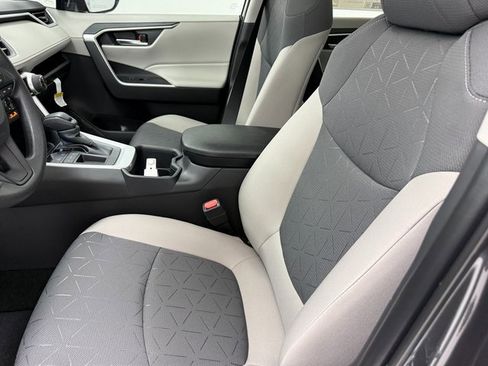 New 2025 Toyota RAV4 XLE w/ Convenience Package image 26