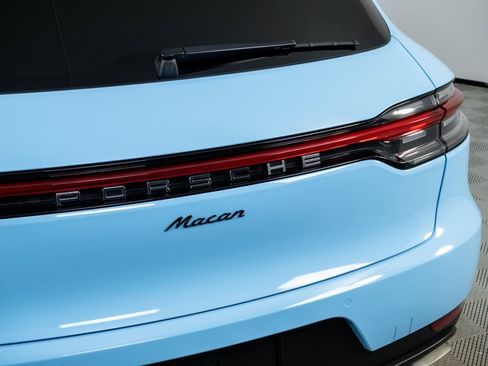 Used 2020 Porsche Macan image 35