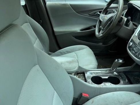 Used 2016 Chevrolet Malibu LS FWD image 6