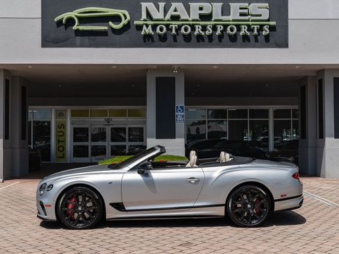Used 2023 Bentley Continental GT Mulliner AWD/4WD image 34