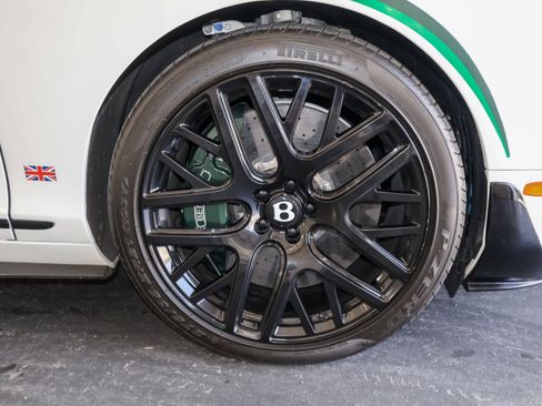 Used 2015 Bentley Continental GT3-R AWD/4WD image 33