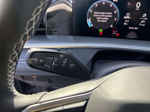 New 2026 Volkswagen Tiguan SE AWD/4WD image 21