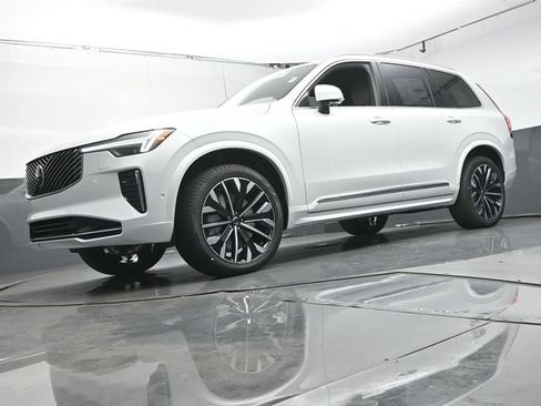 Certified 2026 Volvo XC90 B6 Ultra AWD/4WD image 36