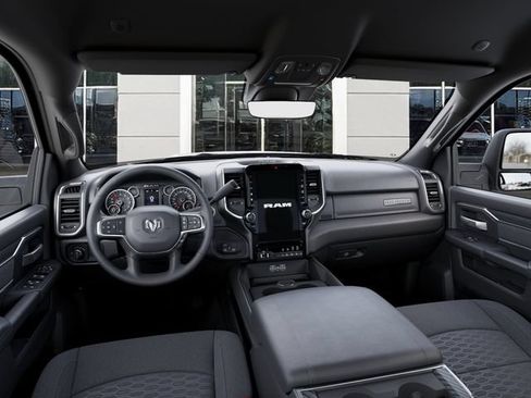 New 2026 RAM 2500 Big Horn AWD/4WD image 14