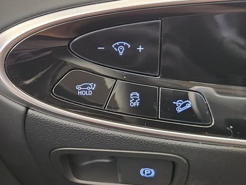 New 2026 Genesis GV70 2.5T Select AWD/4WD image 18