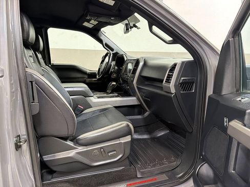 Used 2018 Ford F150 Raptor w/ Equipment Group 801A Mid AWD/4WD image 39