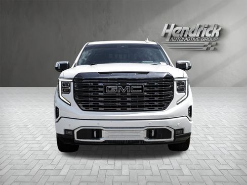 Used 2024 GMC Sierra 1500 Denali Ultimate AWD/4WD image 3