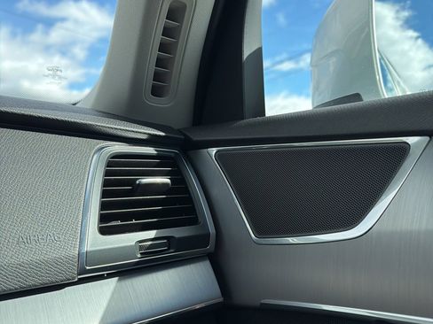 Used 2024 Volvo XC90 B5 Core w/ Protection Package Premier image 71