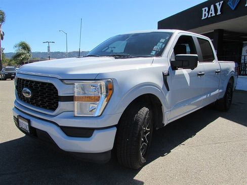 Used 2022 Ford F150 XL w/ STX Appearance Package RWD image 3