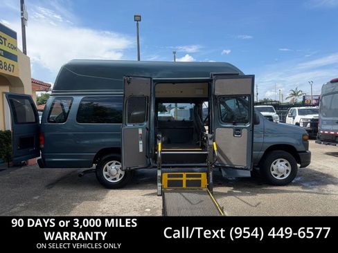 Used 2014 Ford E-350 and Econoline 350 Extended Super Duty w/ Power Group RWD image 1