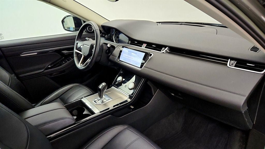Used 2023 Land Rover Range Rover Evoque SE AWD/4WD image 25
