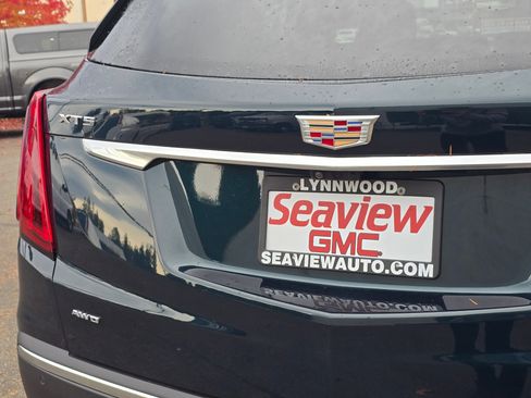 Used 2024 Cadillac XT5 Premium Luxury w/ Technology Package image 14