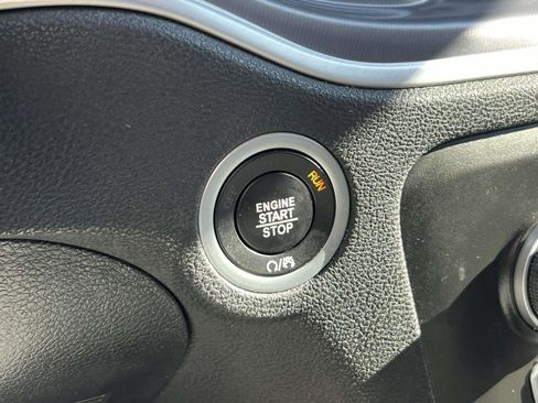 Used 2021 Dodge Charger SXT image 24